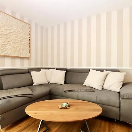 Apartment Leuchtfeuer Deck 7 *
